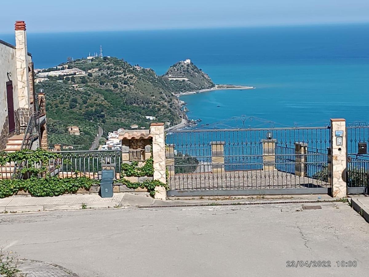 Tra cielo e mare Capo dʼOrlando Exterior foto
